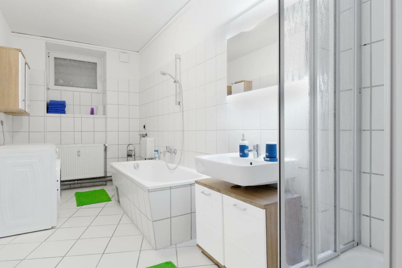 Big Central City Apt. Potsdamer Platz Берлин Экстерьер фото